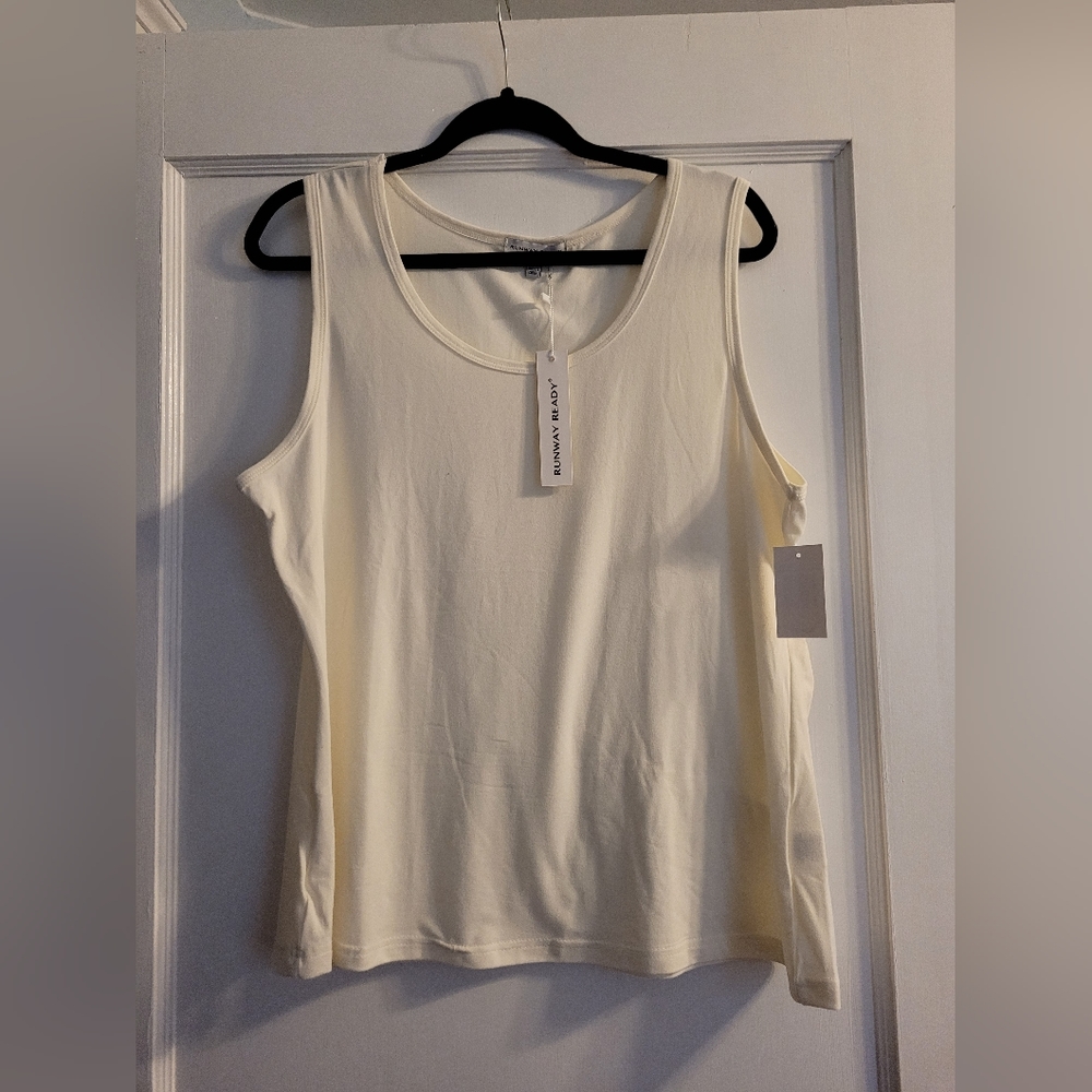 🆕️Runway Ready Cream Tank Top